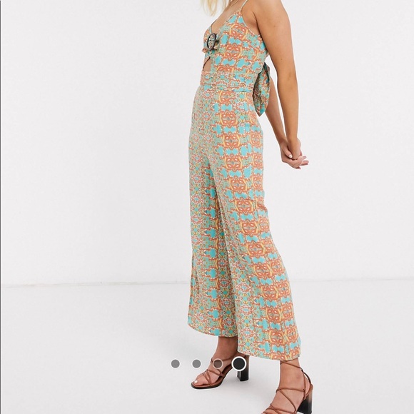 Moon River Cut Out Strappy Jumpsuit - Picture 5 of 10